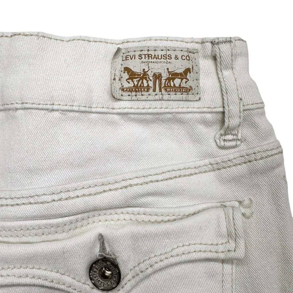 Levi's Denim Bermuda Shorts (15) - Picture 5 of 10